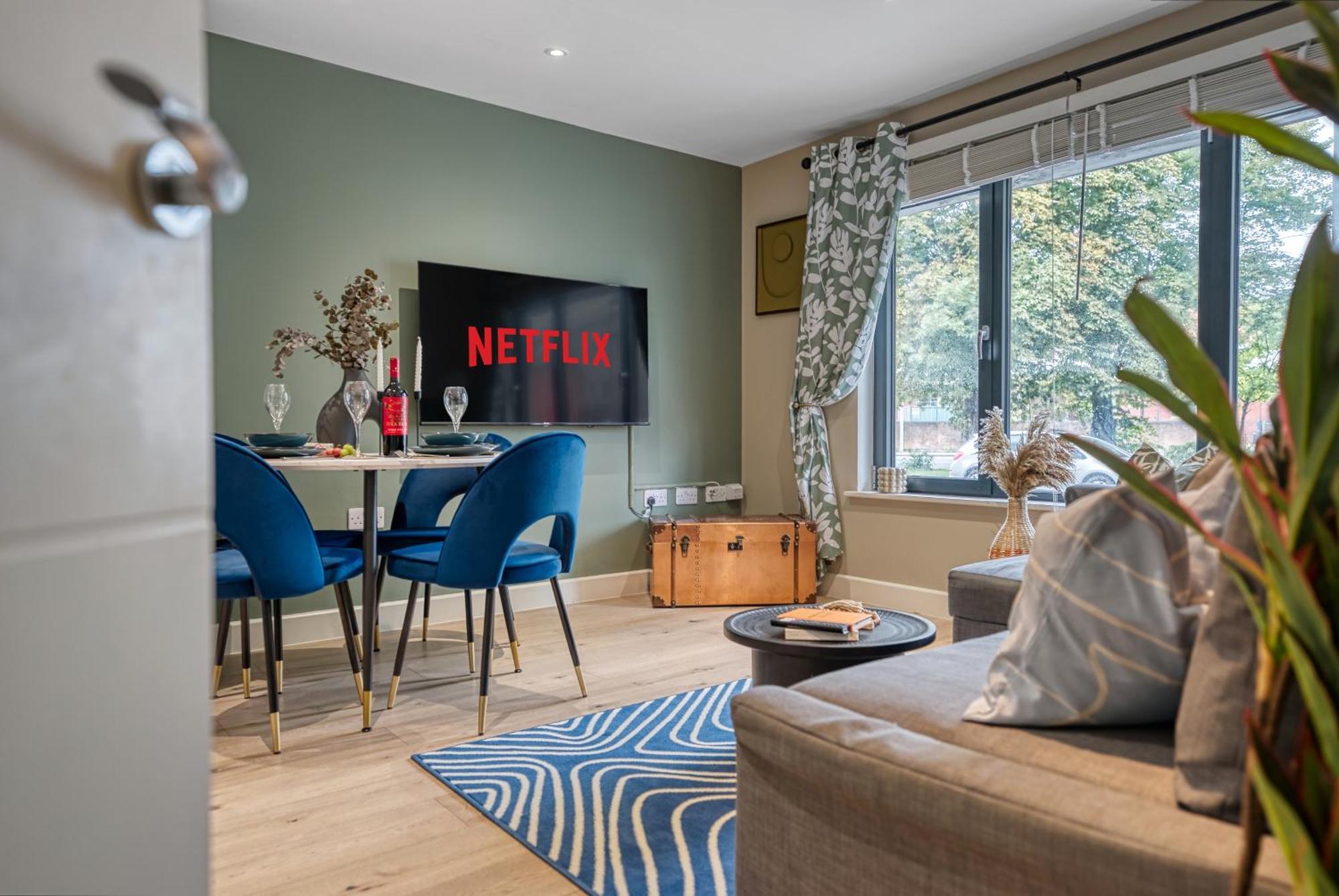1 Bedroom Ocean Village Luxurious, Stylish & Cosy Apartment, Central Location In Southampton, Sleeps 4 - Summer Special Offer! - By Blue Puffin Stays Luaran gambar